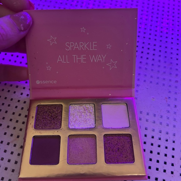 Metallic Eyeshadow Palette 🎨 - Picture 6 of 6